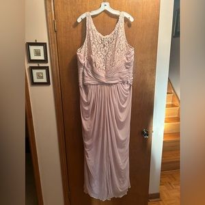 Lace & chiffon sleeveless bridesmaid dress